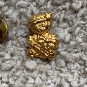 Christmas Bear pin